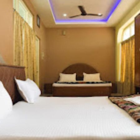 בובנשוואר Hotel Gouri Cottage Odisha מראה חיצוני תמונה